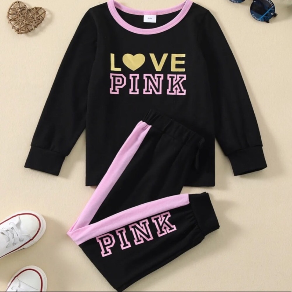 LOVE PINK girls jogging set.  Sweatshirt & sweat pants